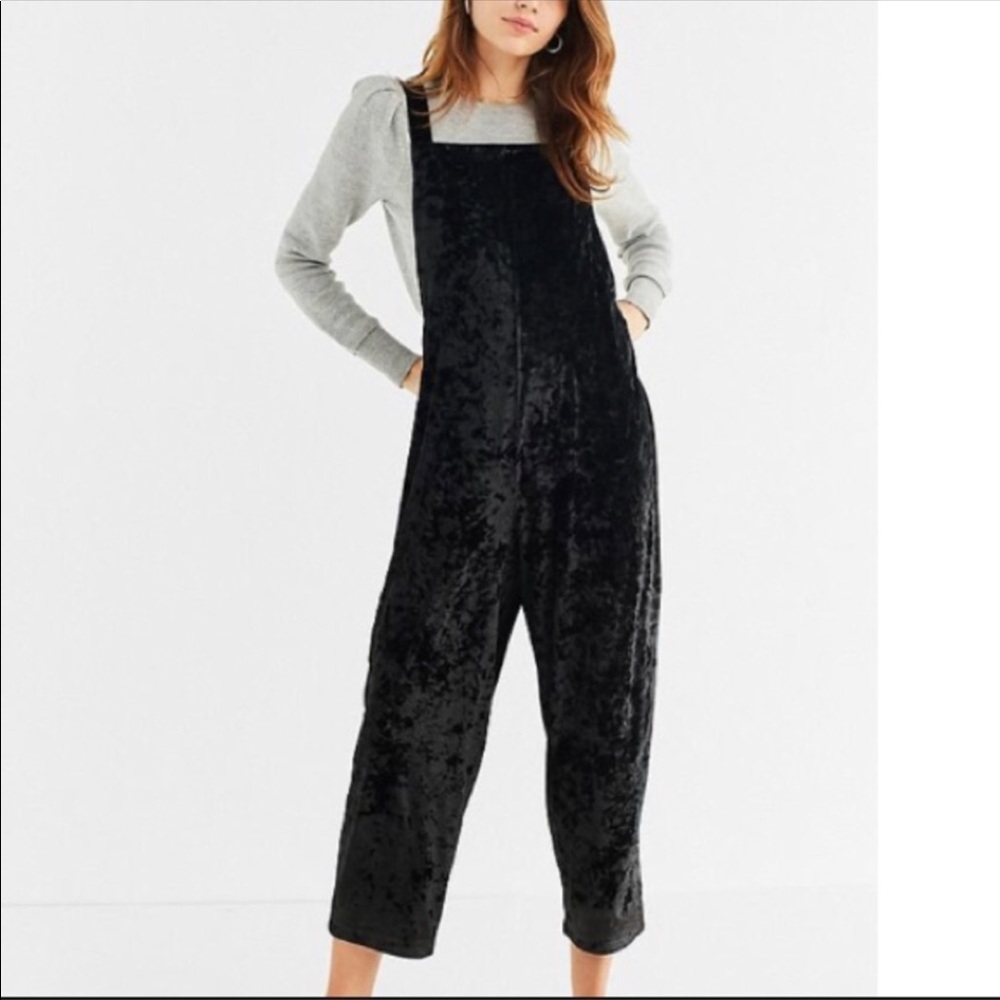 🖤CRUSHED VELVET OVERALLS 🖤